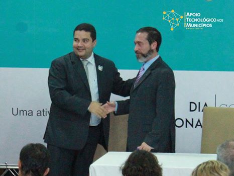 Foto lan amento